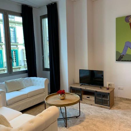 Apartamentos Arc Felix Saenz 2 2 Malaga Luaran gambar