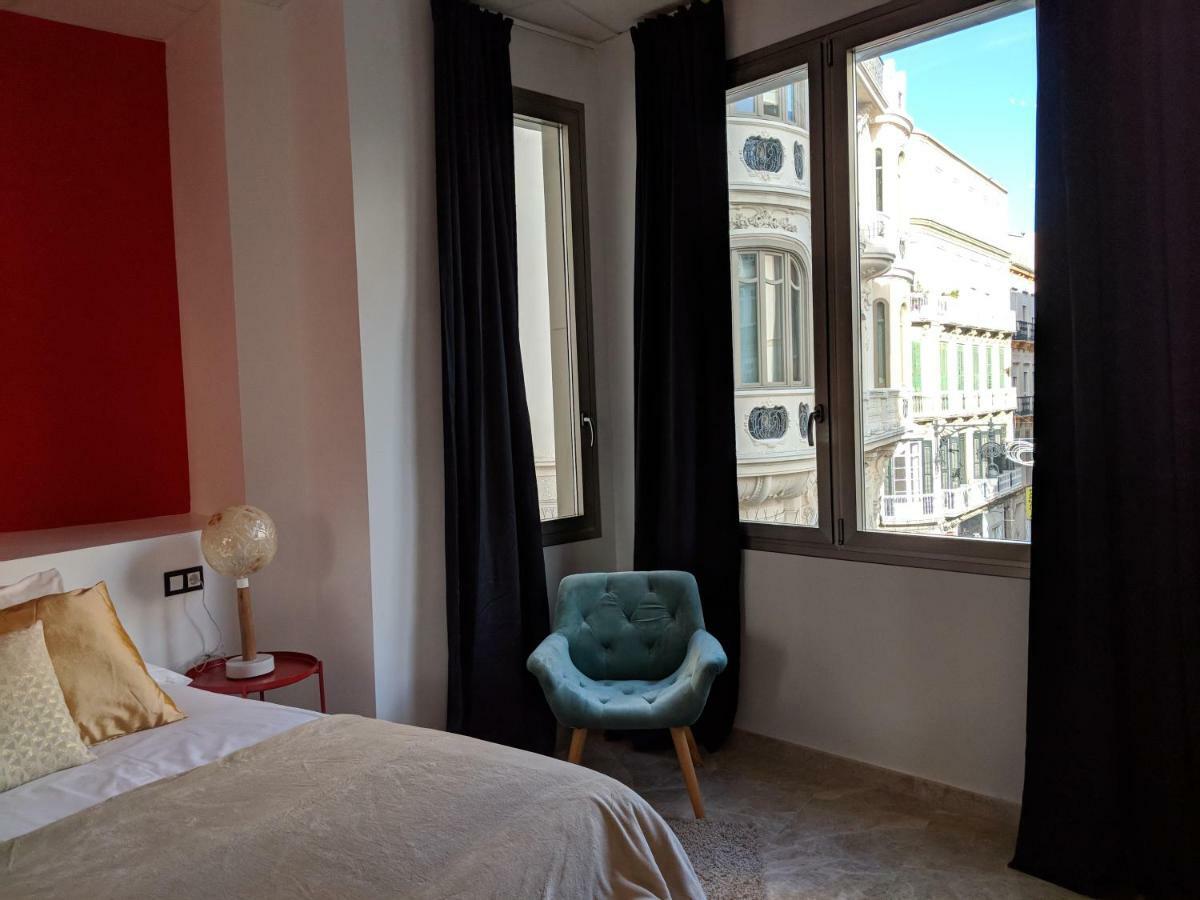 Apartamentos Arc Felix Saenz 2 2 Malaga Luaran gambar