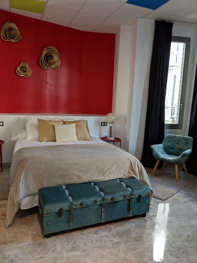Apartamentos Arc Felix Saenz 2 2 Malaga Luaran gambar
