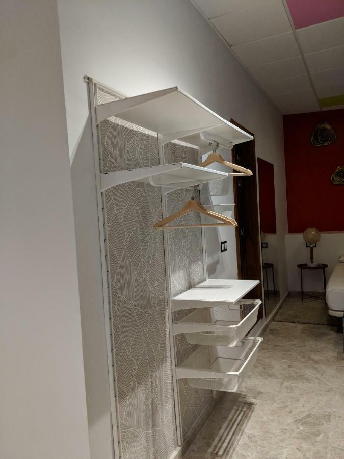 Apartamentos Arc Felix Saenz 2 2 Malaga Luaran gambar